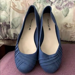 American Eagle flats